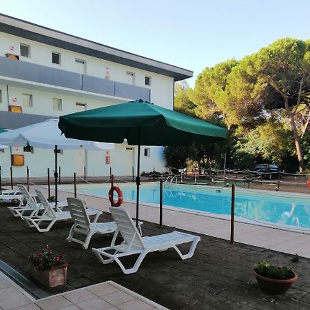 Residence Verde Pineta Principina a Mare Exterior foto
